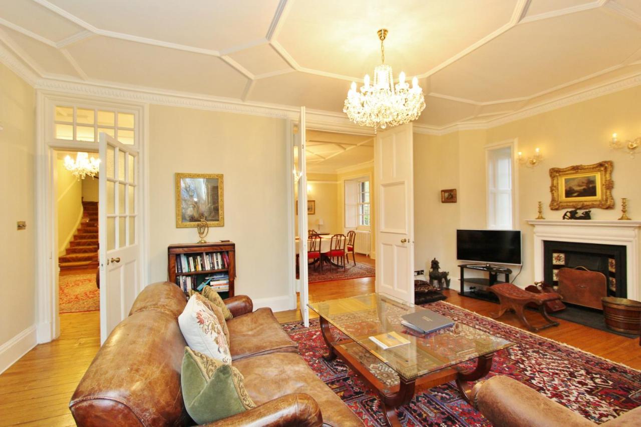 Ramsay Garden - Spacious 3-Bedroom Apartment Next To Edinburgh Castle Екстер'єр фото