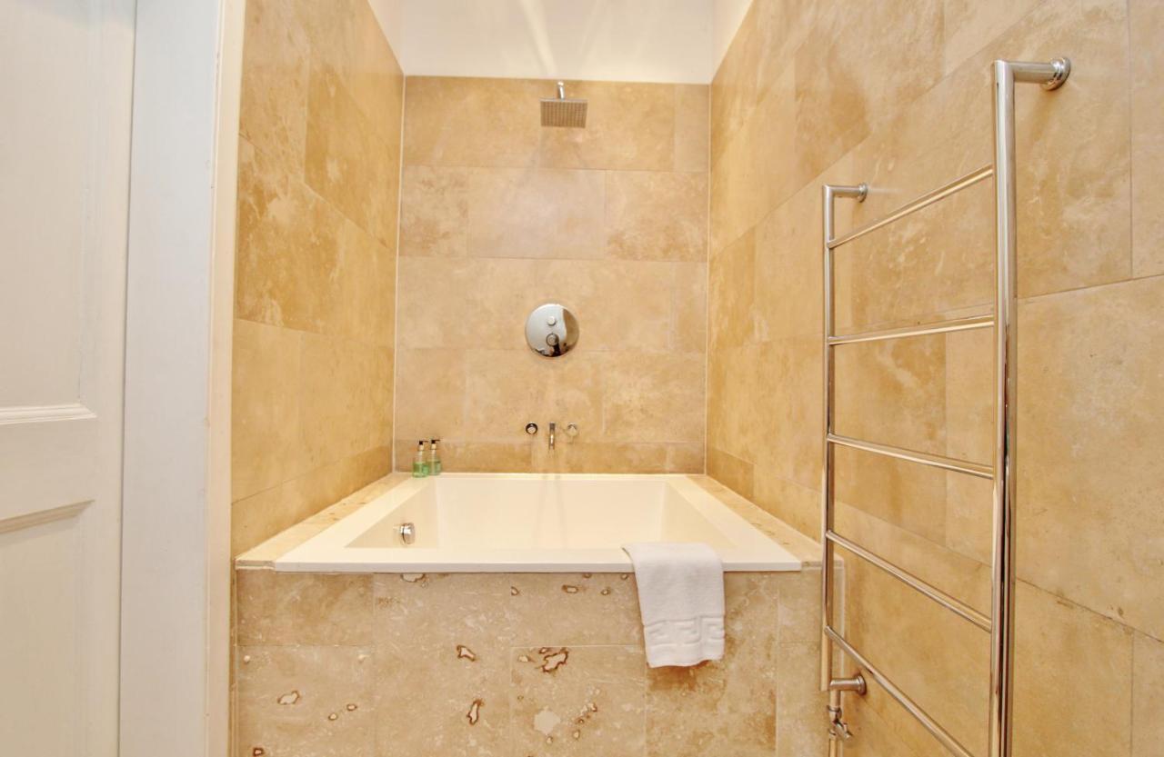 Ramsay Garden - Spacious 3-Bedroom Apartment Next To Edinburgh Castle Екстер'єр фото